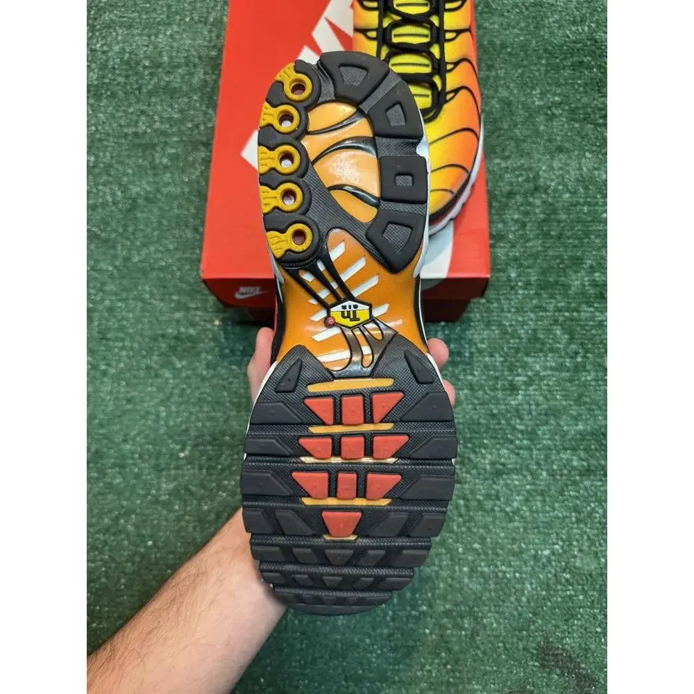 Nike Air Max Plus Sunset Size 11 - Picture 4 of 9
